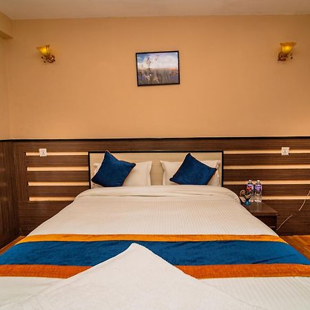 Karma Travellers Home Katmandu Dış mekan fotoğraf