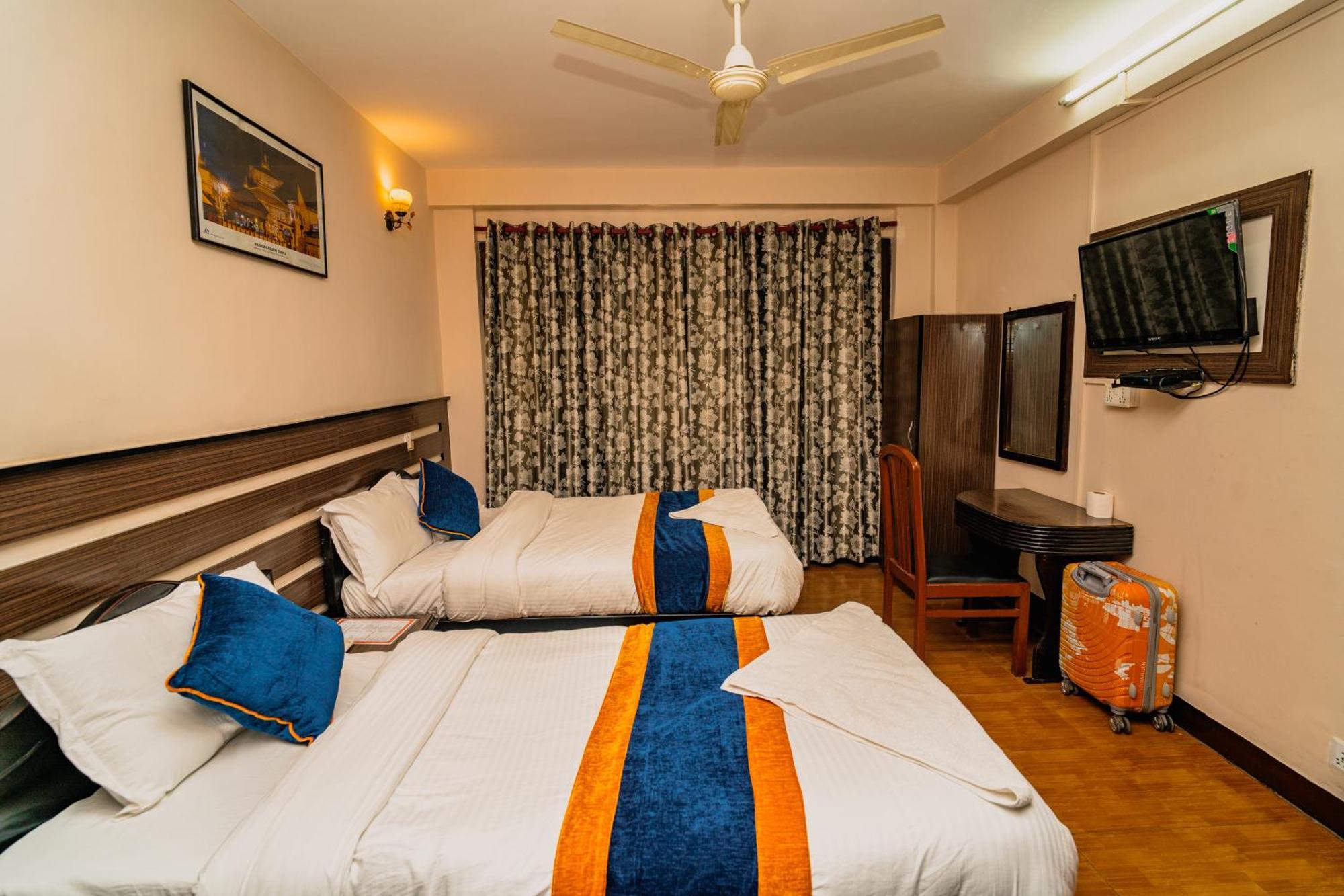 Karma Travellers Home Katmandu Dış mekan fotoğraf