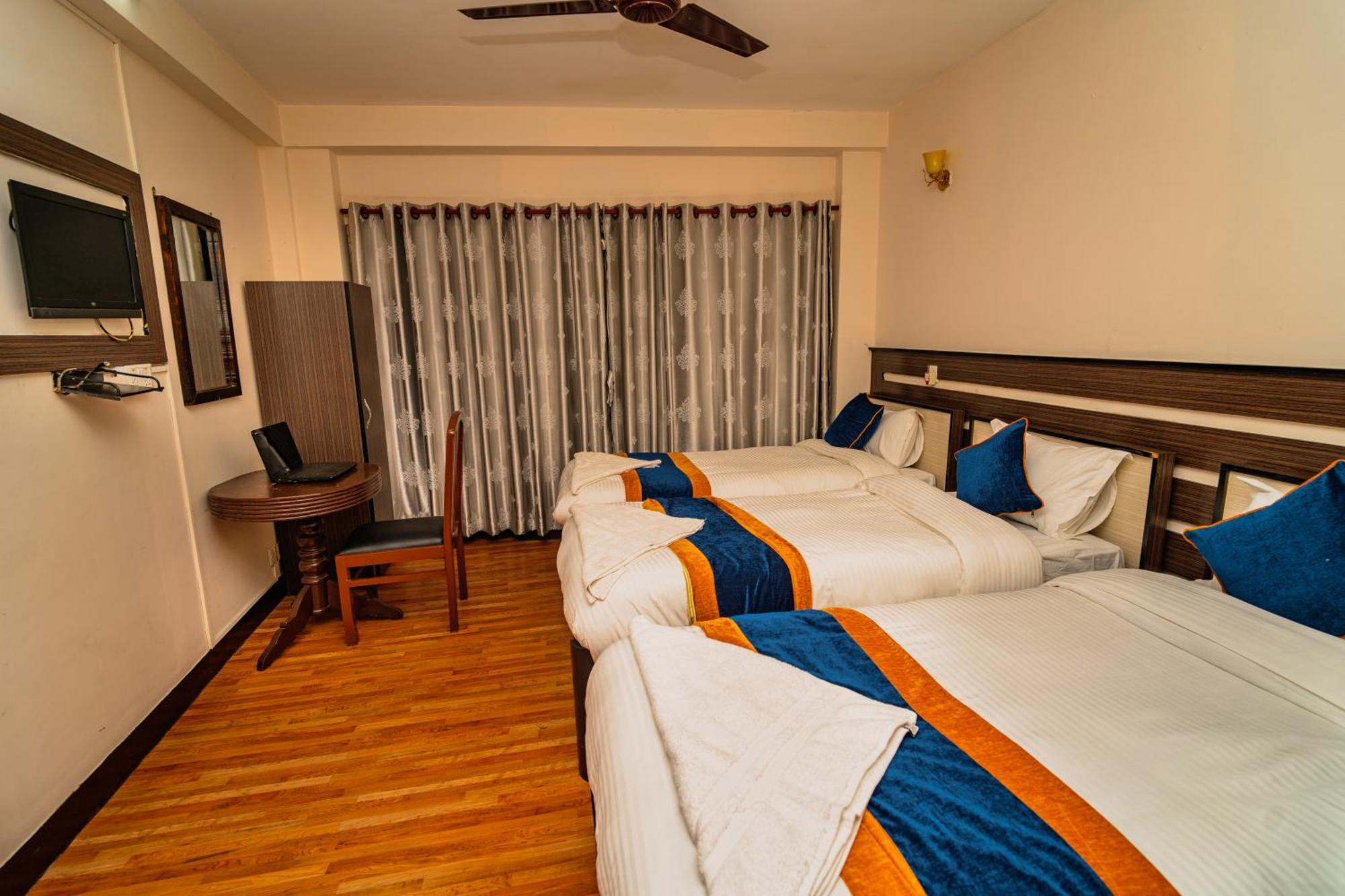 Karma Travellers Home Katmandu Dış mekan fotoğraf