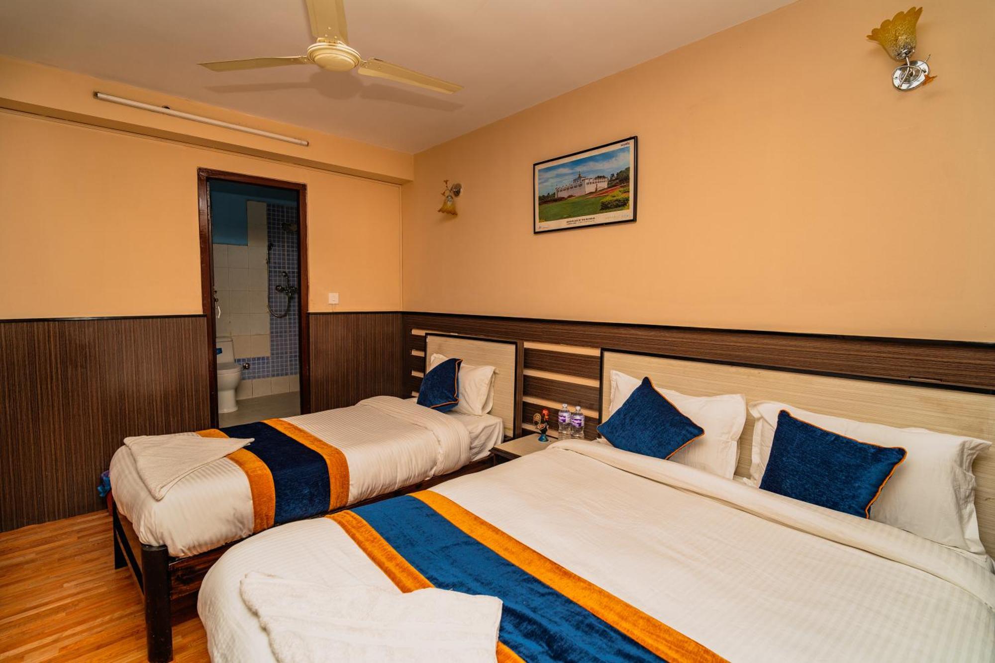 Karma Travellers Home Katmandu Dış mekan fotoğraf