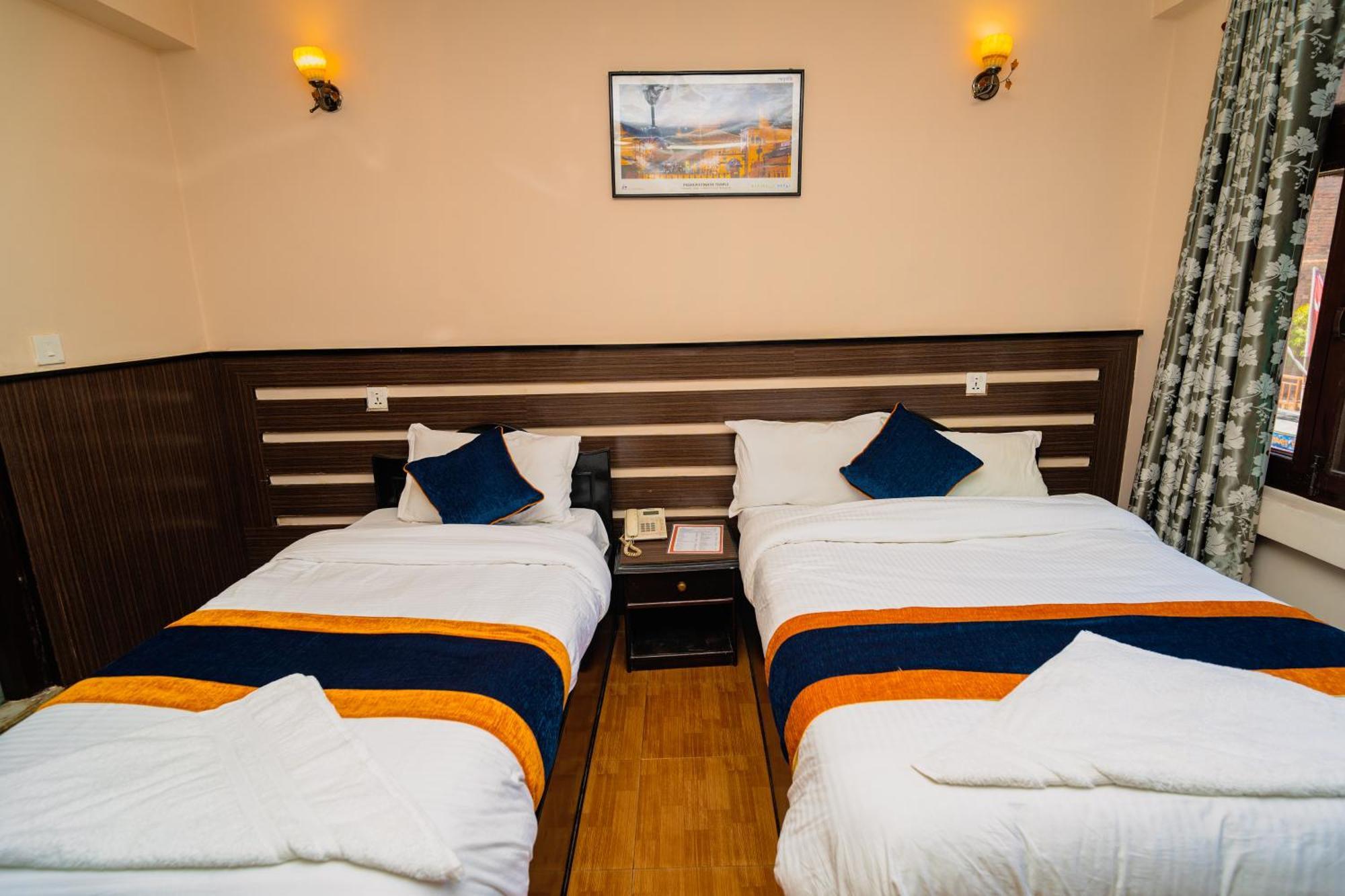 Karma Travellers Home Katmandu Dış mekan fotoğraf