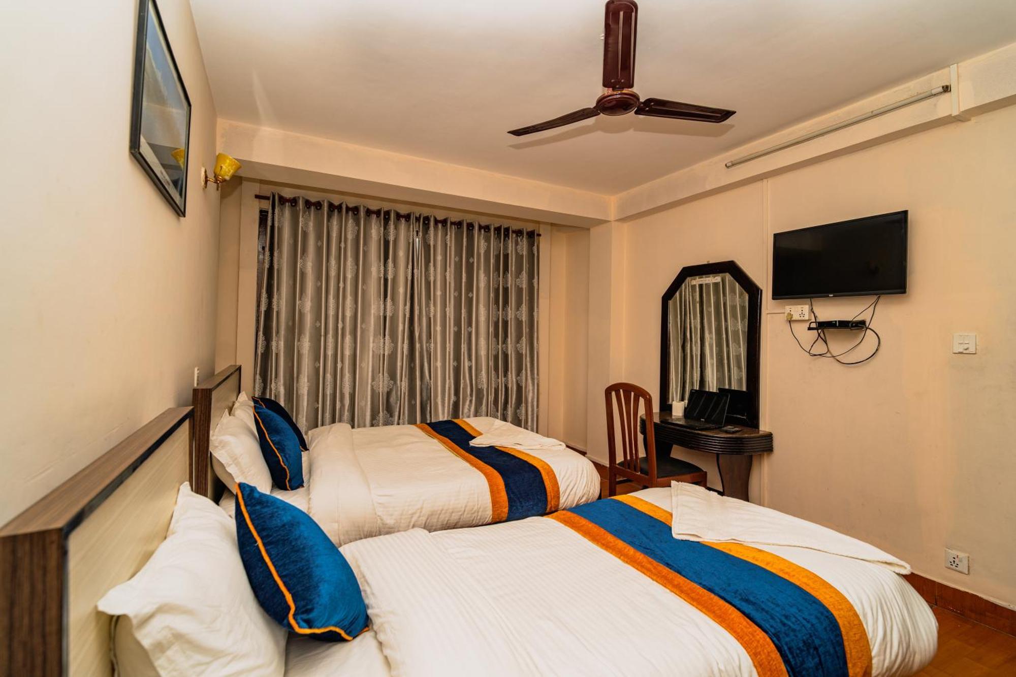 Karma Travellers Home Katmandu Dış mekan fotoğraf